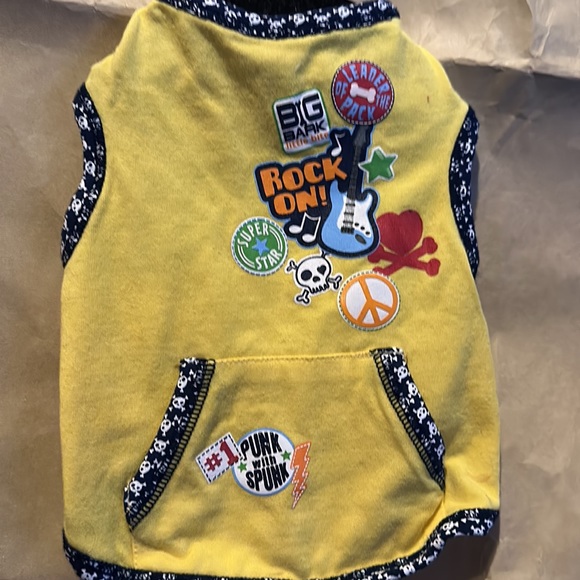 Dog clothes - Picture 2 of 5